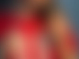 @joelleegarcia wearing IRIS Lip Gloss