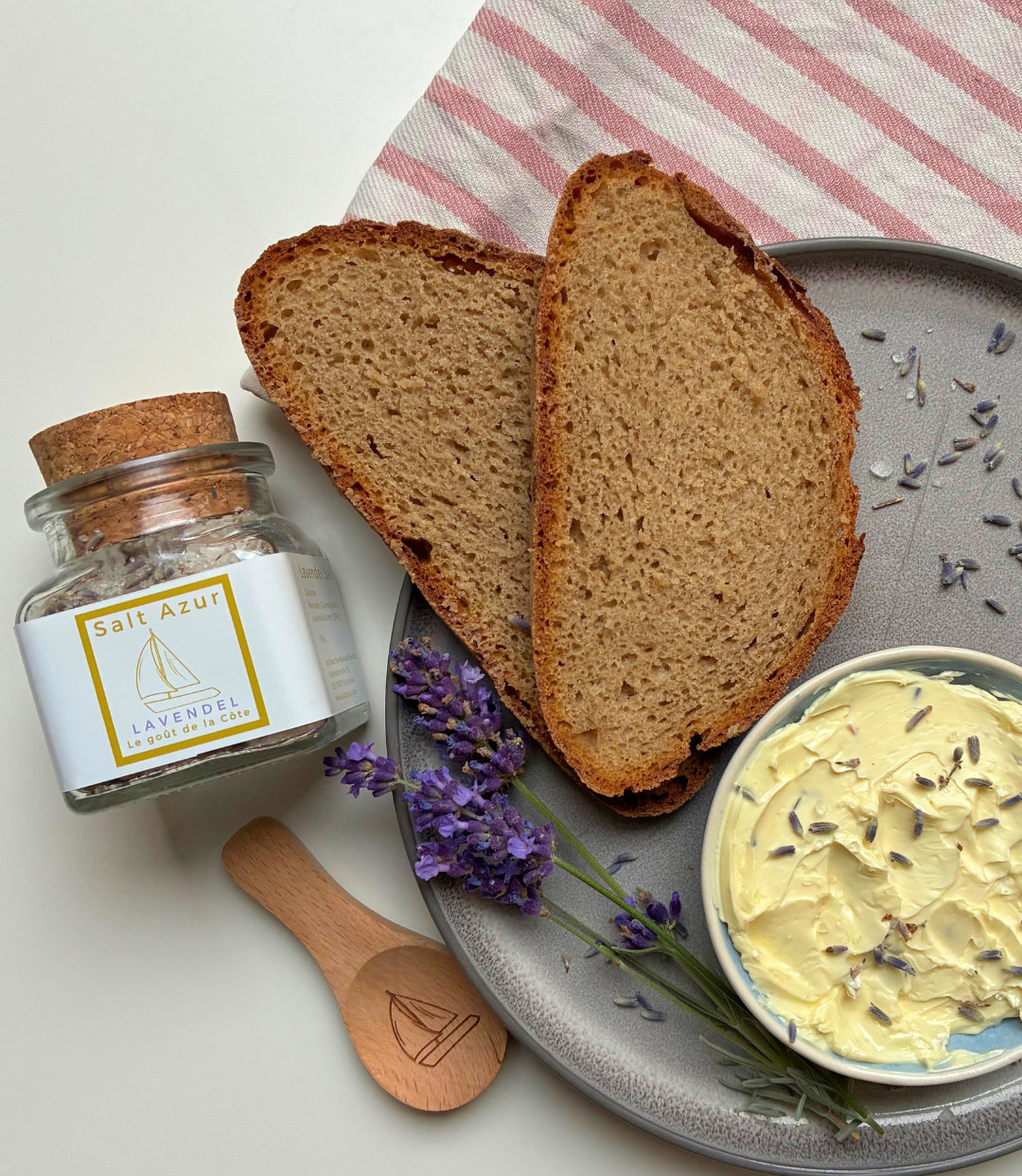Rezeptbild Lavendelbutter mit Lavendelsalz von Salt Azur