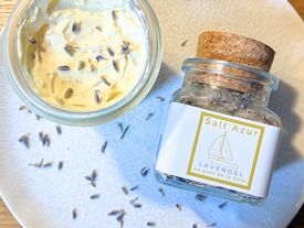 Lavendelbutter Rezept – aromatische Kräuterbutter mit Lavendel