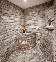 Eisbrunnen Brunnen Steinbrunnen Kaunertal Berge Wald Ferienhotel Lärchenhof Tirol Wellnesshotel Private Spa Latenight Spa Pärchenhotel Romantikhotel