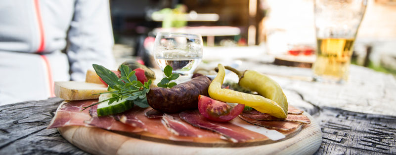 Brettljause Kaunertal Gepatschhaus Nassereinalm