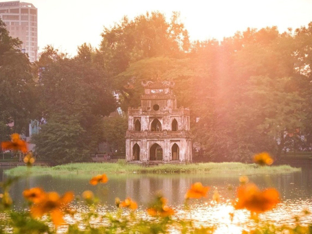Hanoi - The capital is more than 1000 years old