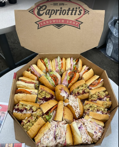 The Hot Bobbie: Ohio’s Thanksgiving Sandwich That Beats the Feast