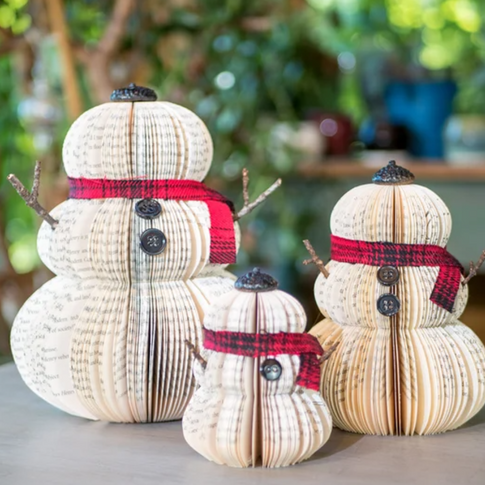Seven Christmas Decor Gifts That Will Ignite Your Holiday Spirit!