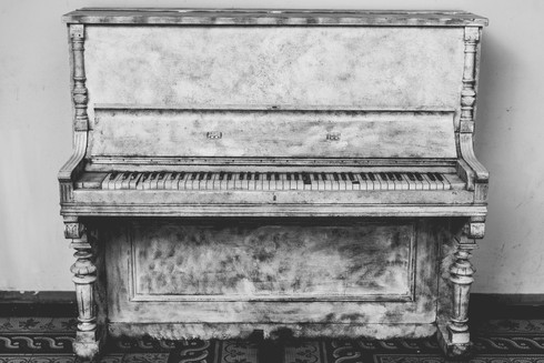 piano-instrument-music-keys-159367.jpeg
