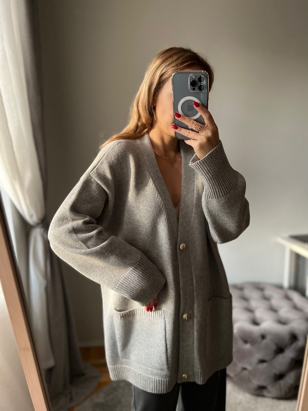 Thumbnail: Basic cardigan with elongated pockets