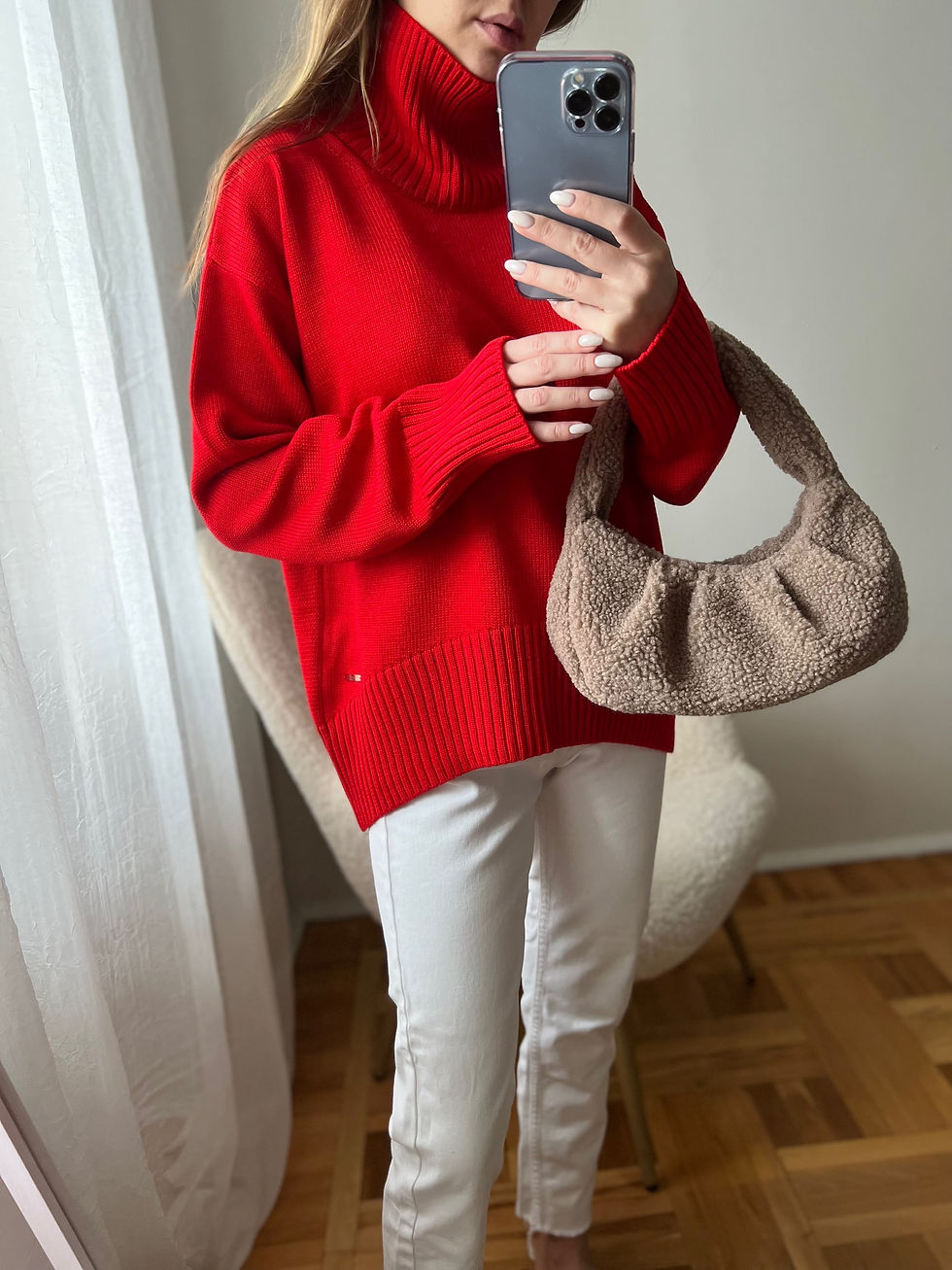 Джемпер Оверсайз із високою горловиною