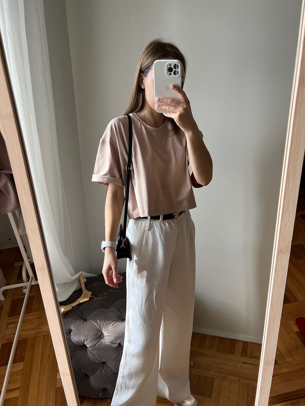 Thumbnail: Basic beige short T-shirt