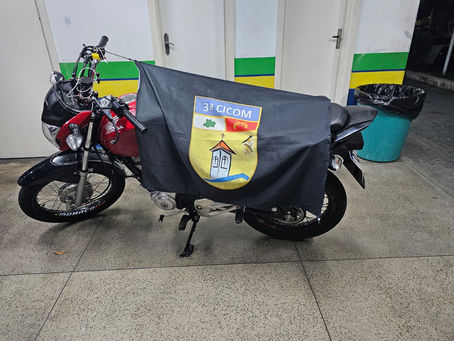 PMAM recupera dois veículos roubados e apreende motocicleta usada em assaltos