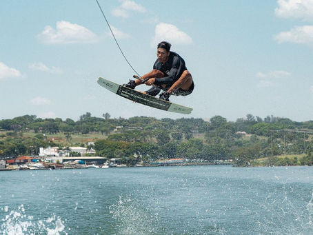 Atleta amazonense conquista mais um título brasileiro no wakeboard