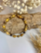 Yellow agate and mookite bracelet 