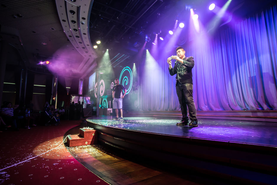 Birthday Party Magician Singapore | Magic Of Markson Kids Party