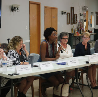 U.S. Rep. Underwood addresses senior citizen issues at Sandwich event