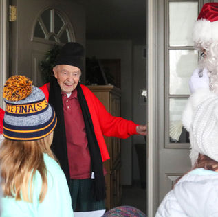 Operation Santa brings holiday cheer to homebound locals