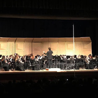 Winter band concert brings holiday cheer to Joliet Central High School