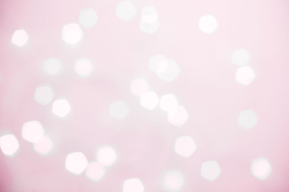 pink-shiny-background-with-defocused-white-fairy-l-2026-01-05-00-37-19-utc.jpg