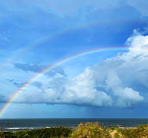 pjs-last-resort-cape-may-rainbow.jpg