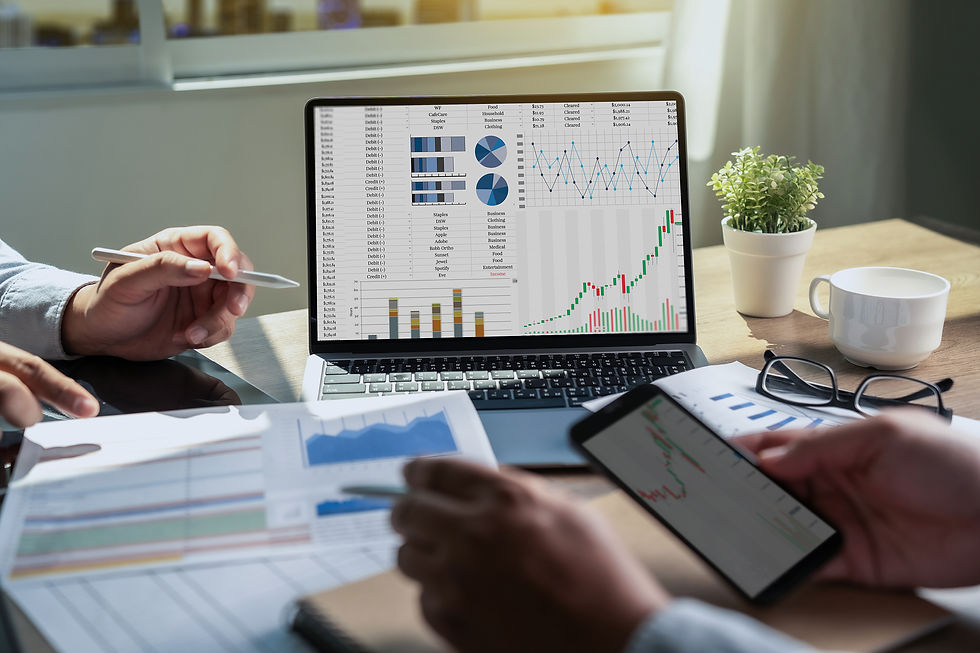 financial-report-graph-data-analyse-datum-dashboard-laptop-business-finance-growth-chart-m
