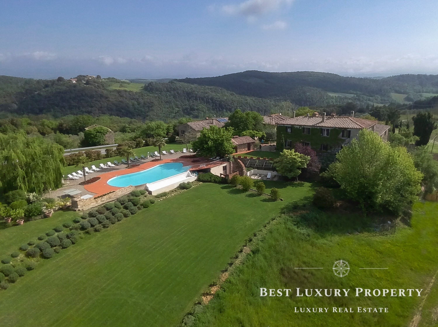 Foreigners Guide to Buy a Luxury Property in Italy