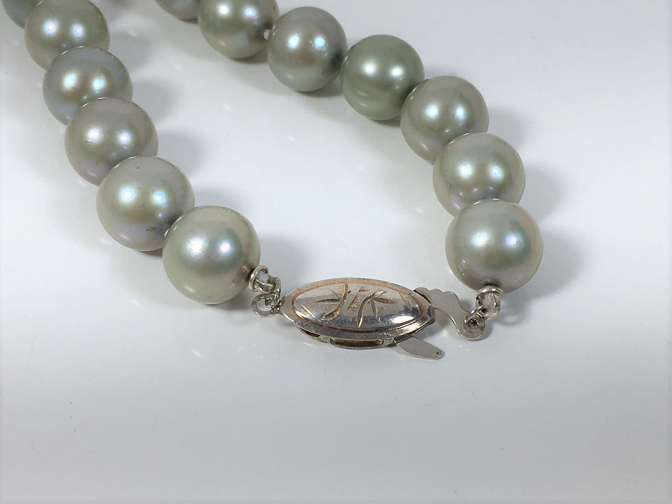 Thumbnail: Green Fresh Water Cultured Pearl Necklace