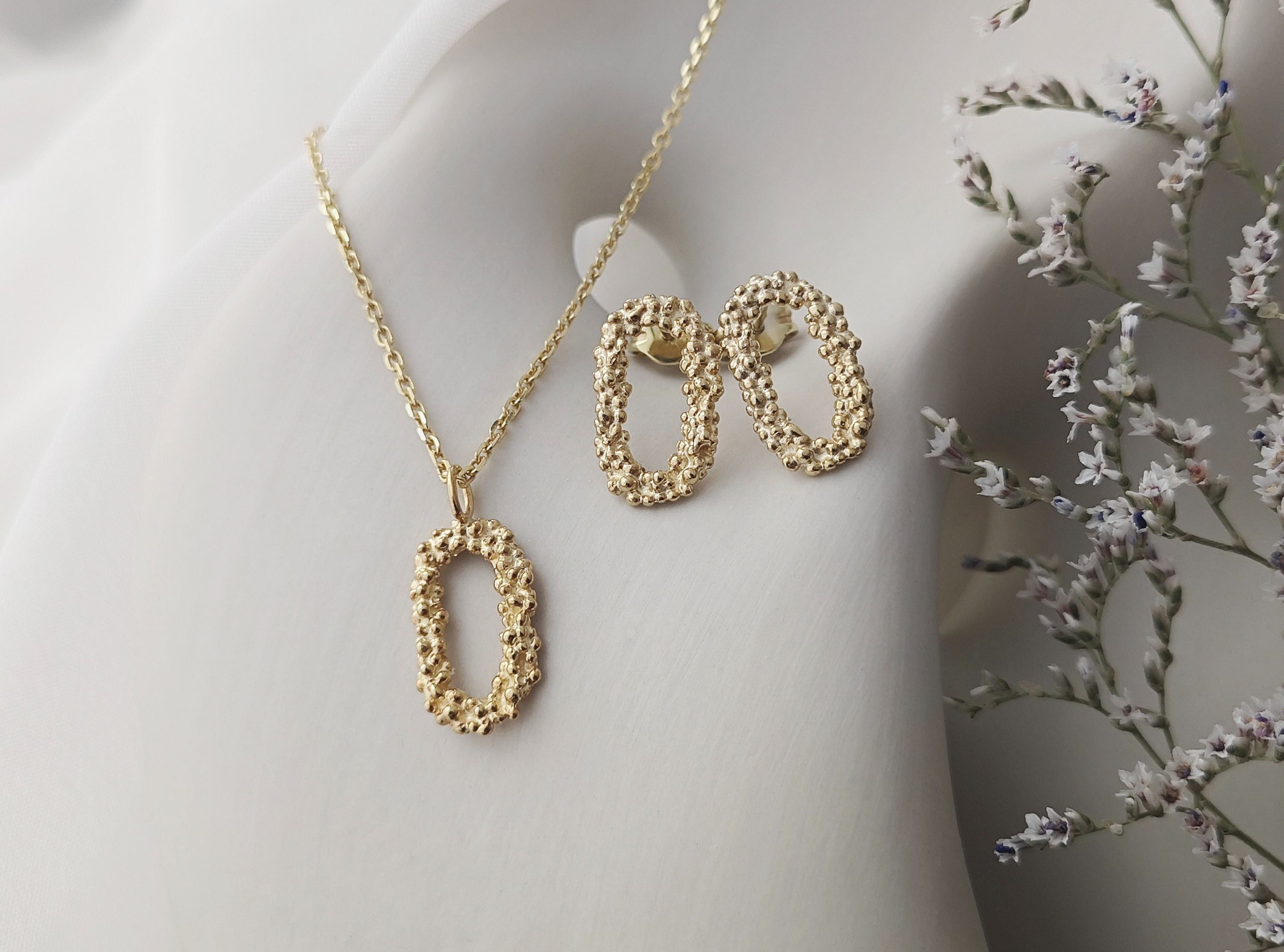 Souprava z pozlaceného stříbra Orbola