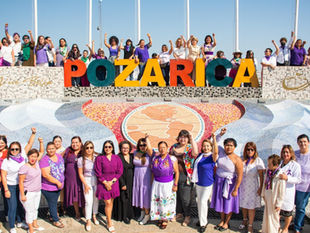 Conmemoran Día de la Mujer en Parque de Las Américas.