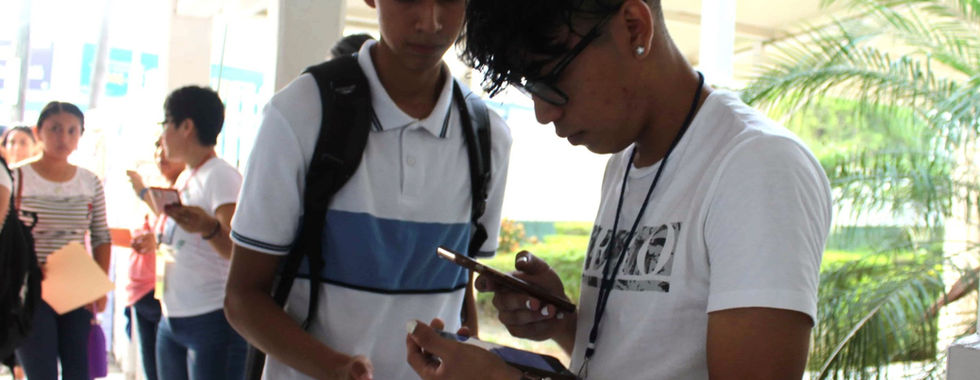 4,581 aspirantes presentaron examen de admisión en Poza Rica para ingresar a la UV.