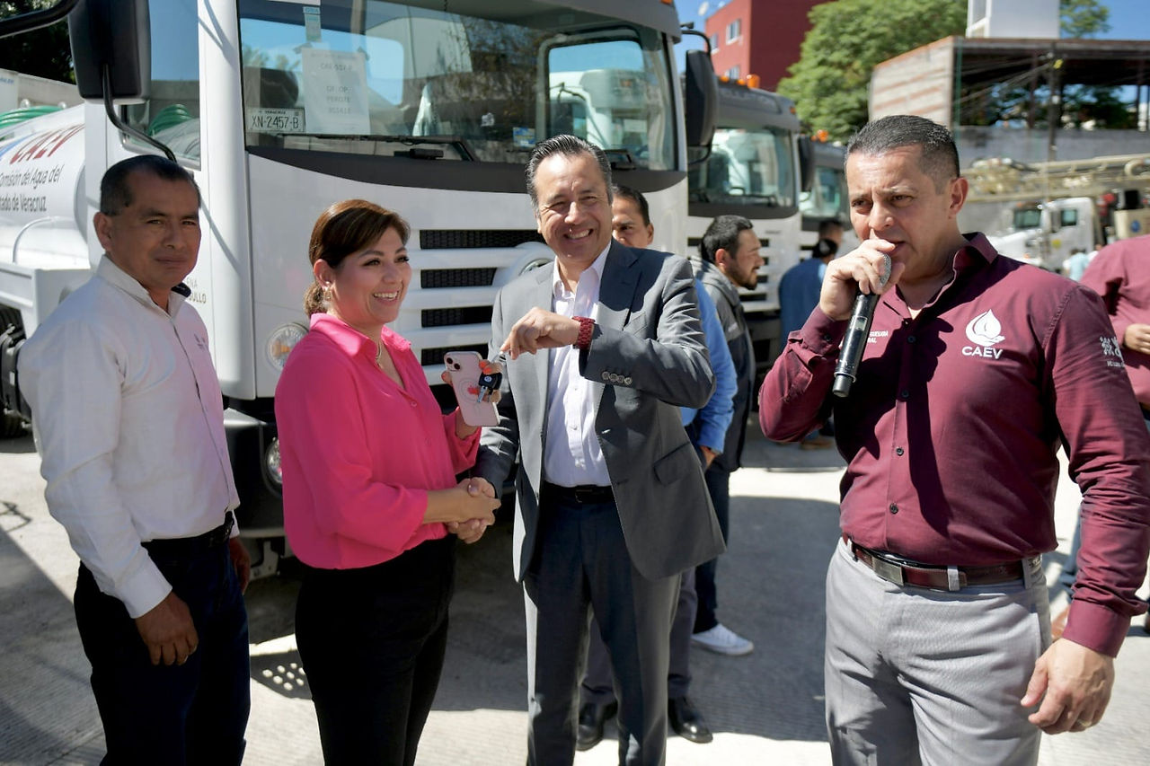Alista gobernador Cuitláhuac García entrega de nuevas oficinas a la CAEV.