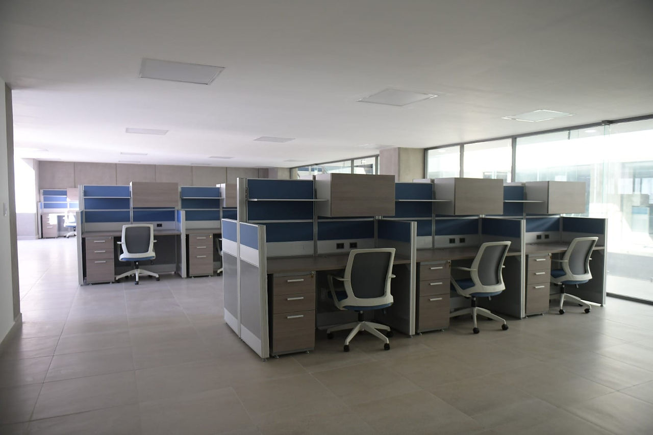 Alista gobernador Cuitláhuac García entrega de nuevas oficinas a la CAEV.