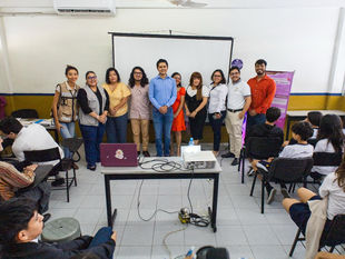 Inspiran estudiantes a explorar el mundo de la ciencia.