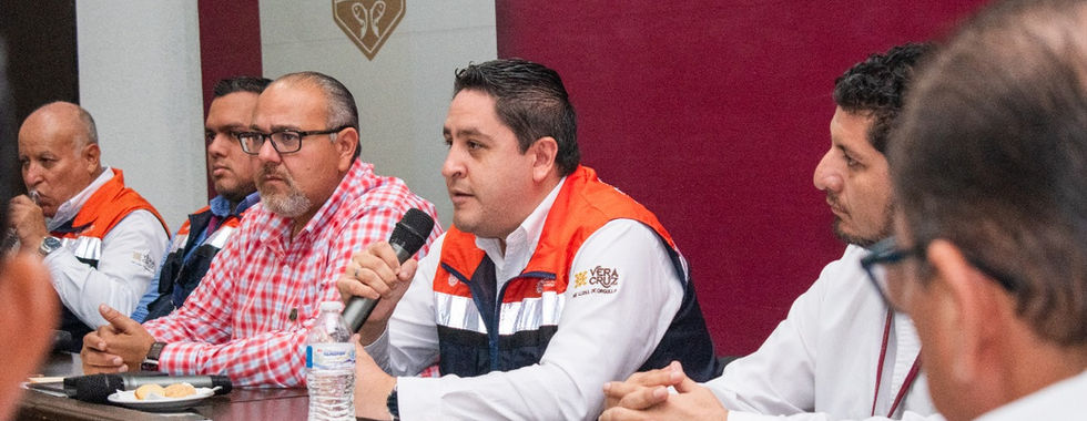 Otorga Gobierno del Estado distintivo al rastro de Poza Rica.