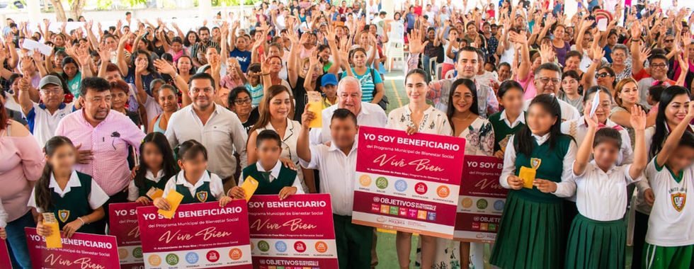 Más becas para estudiantes con administración de Fernando Remes.