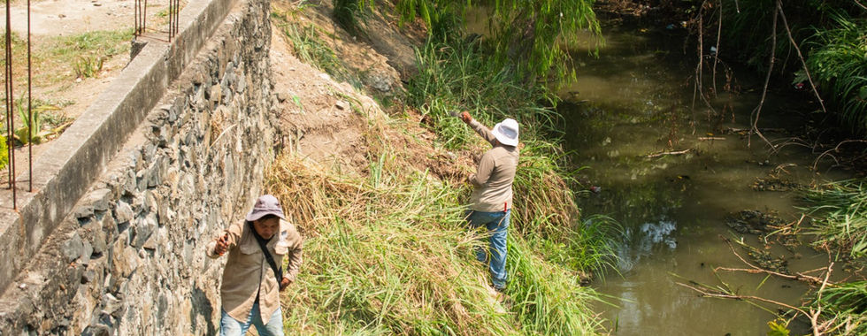 Mantienen limpios arroyos de Poza Rica.