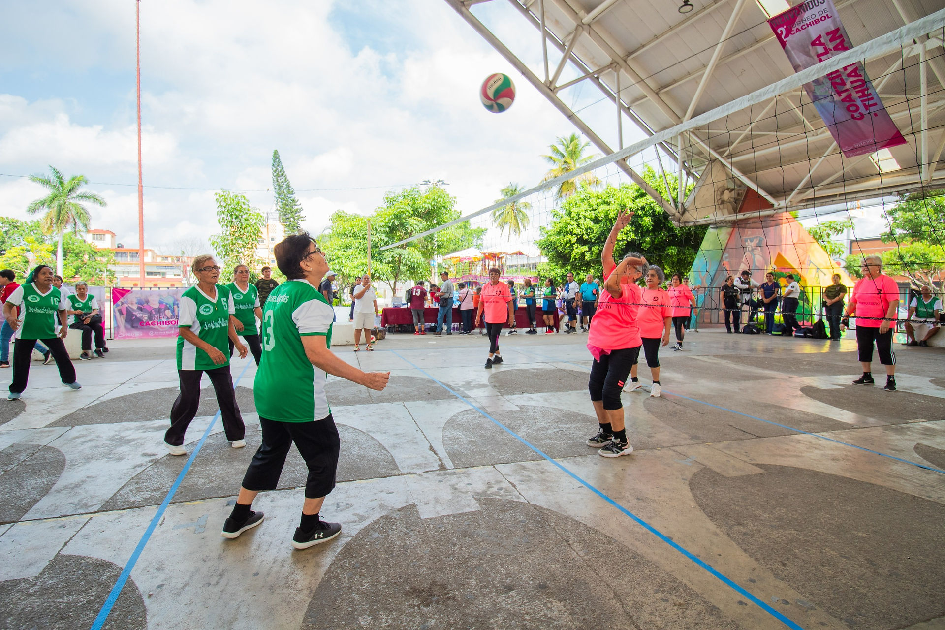 Un éxito el segundo torneo de Cachibol "Vive con amor".