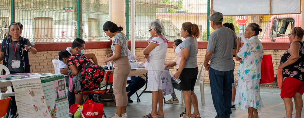 Brigada de Salud Integral llega a la colonia Camacho.