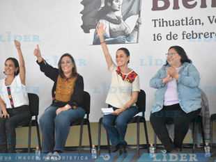 Sheinbaum y Nahle recorren instalaciones del Complejo Petroquímico Escolín.