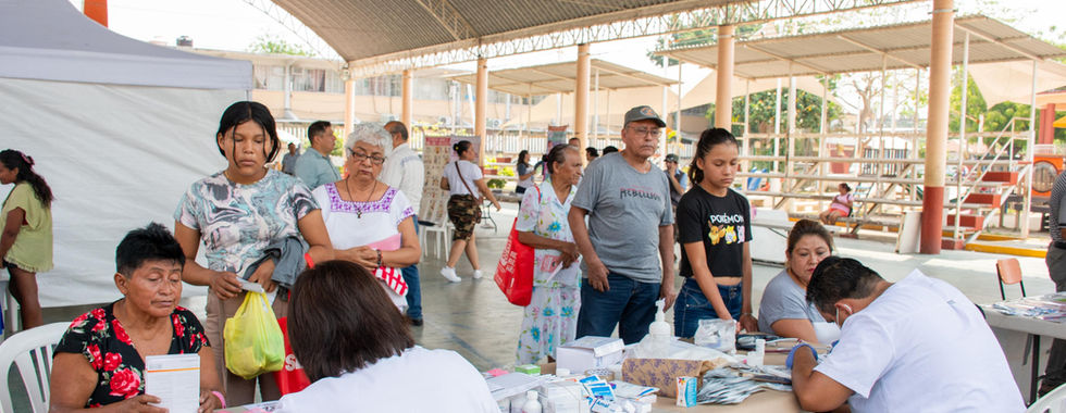 Brigada de Salud Integral llega a la colonia Camacho.