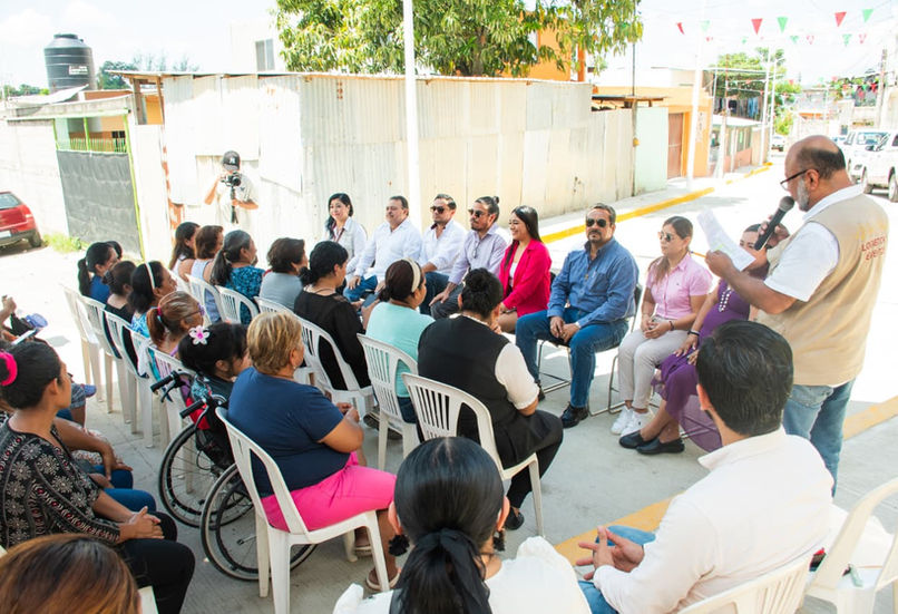 Ayuntamiento de Poza Rica pavimentó y rehabilitó servicios en la calle Chijol.