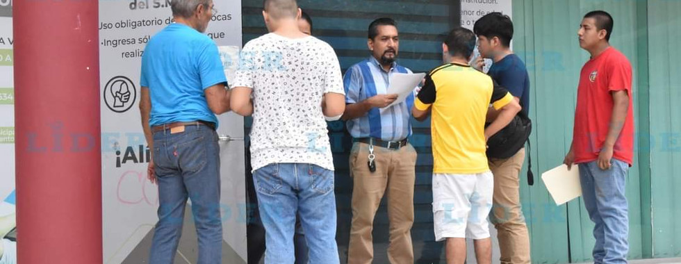 Se mantiene trámite para obtener la cartilla del SMN.