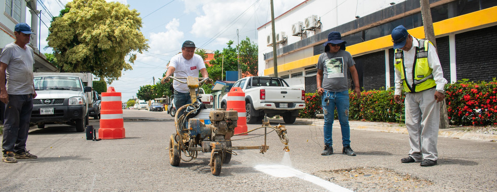 Implementan cambios de sentido en vialidades de Poza Rica.