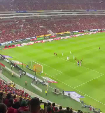 RIÑA ENTRE AFICIONADOS DEL ATLAS EN EL ESTADIO JALISCO 🔴⚫💥👊