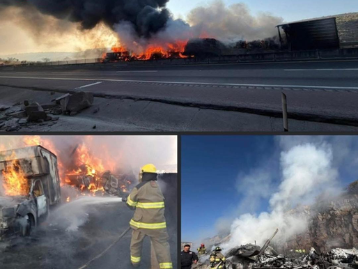 INCENDIO DE TRES VEHÍCULOS EN ARCO NORTE MOVILIZA A CUERPOS DE EMERGENCIA EN TULA