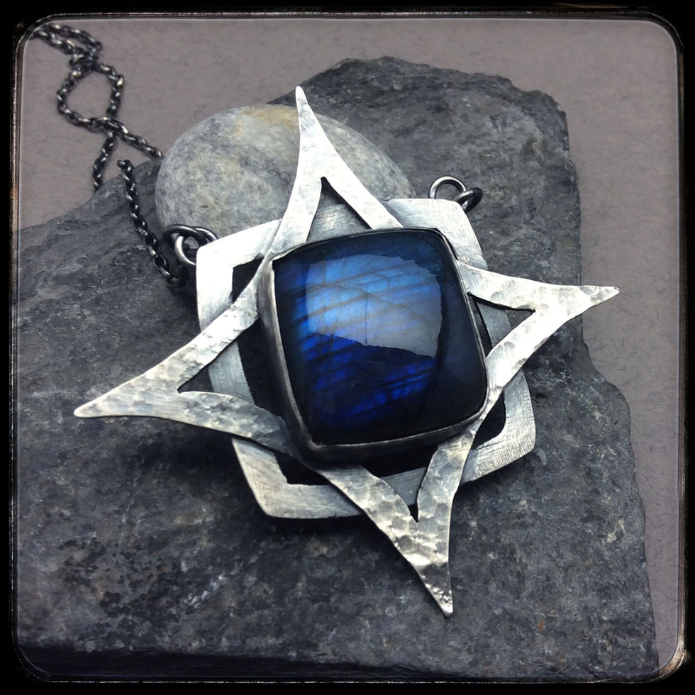 Pendant "Star of Journeys"
