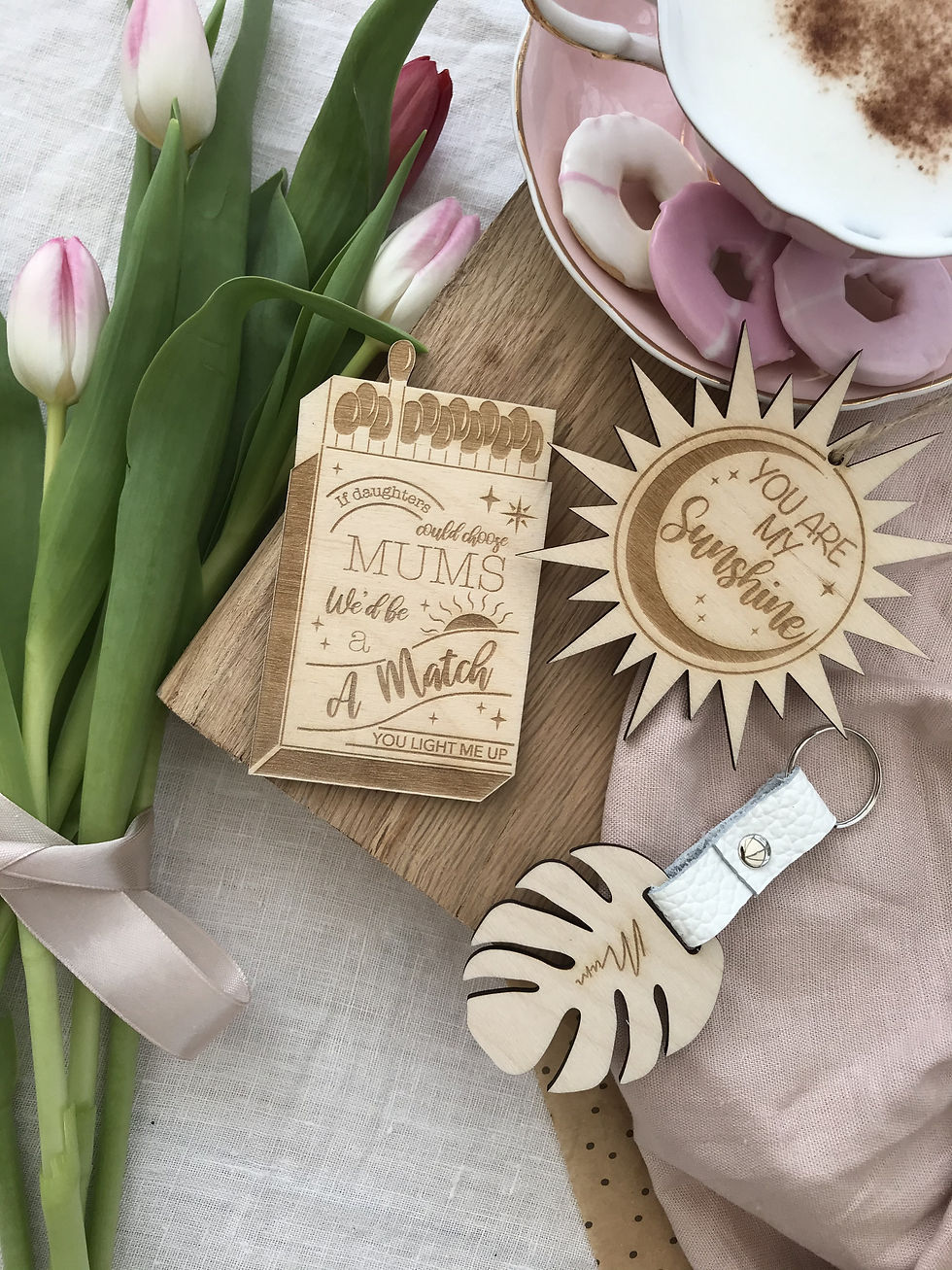 Thumbnail: Mum - palm leaf leather key ring