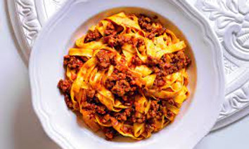 Taglateelle bolognese.jpeg