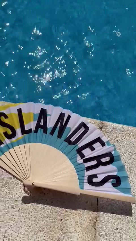 Thumbnail: Islanders Fan