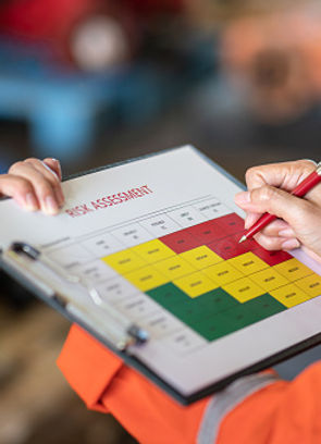 evalúe-la-tabla-de-la-matriz-de-evaluación-de-riesgos-en-el-nivel-de-alto-riesgo.jpg_s=170