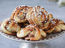 Classic Swedish Cinnamon Bun
