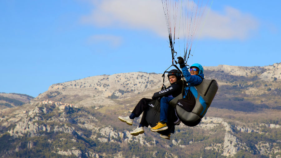 Vol et baptême parapente Grenoble. Là-Haut Parapente