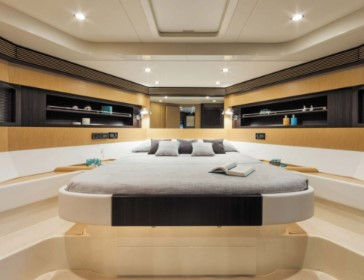 Boat RIVA 63 VIRTUS, boat rental Saint Tropez, STYS 3.jpg